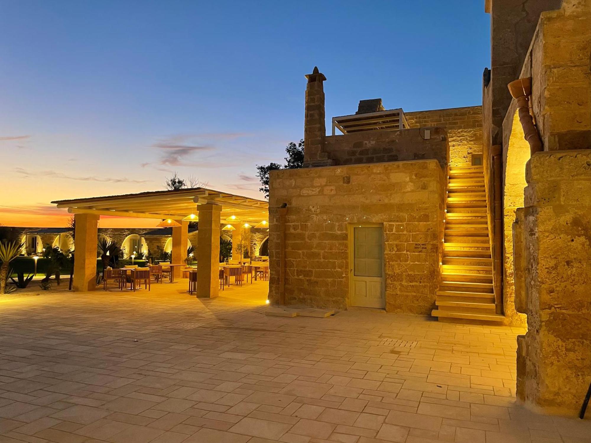 Masseria Donna Menga - The Leading Hotels Of The World Torre Lapillo Exterior foto